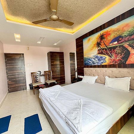 Shree Ganesh Hotel Puri Exterior photo